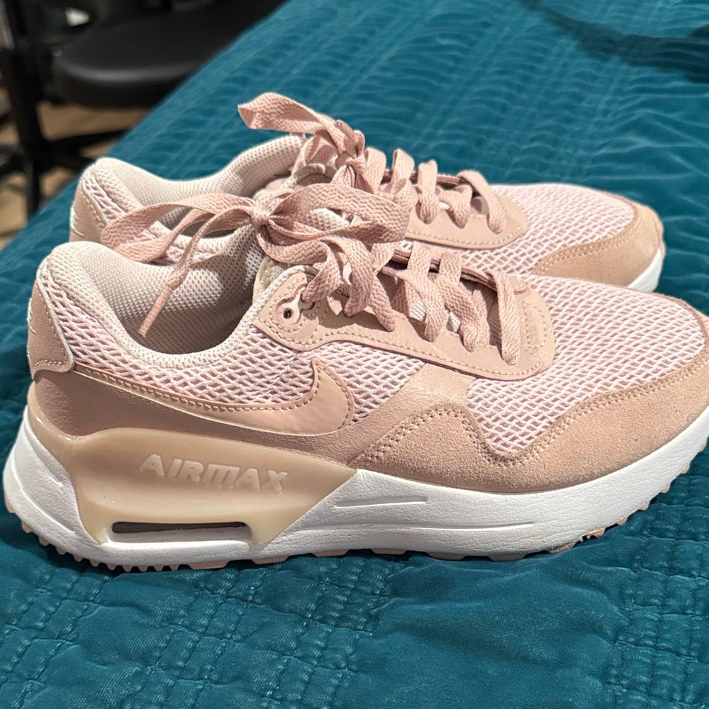 Nike Air Max Pink White Sneakers Size 8 Women’s